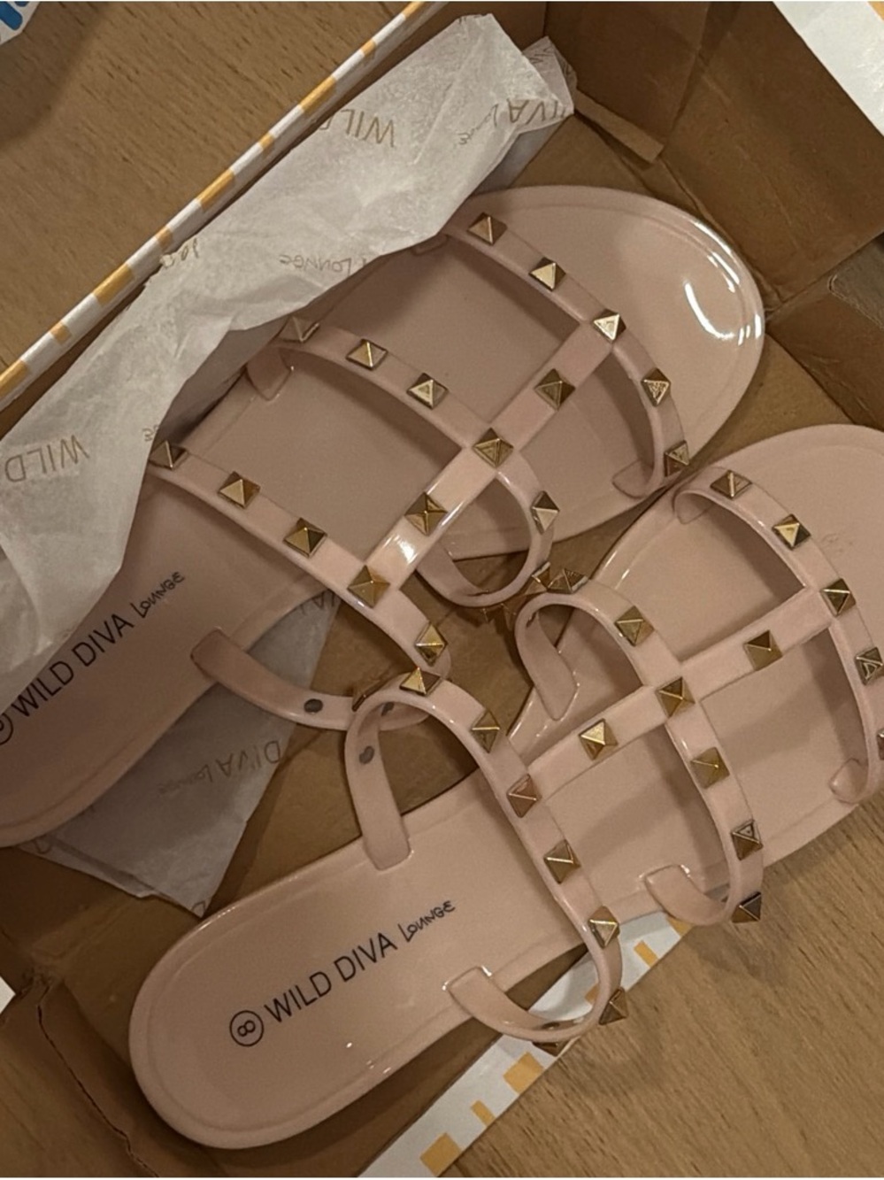 Fashion Nova Drive You Wild Flat Sandal size 8 Brand New